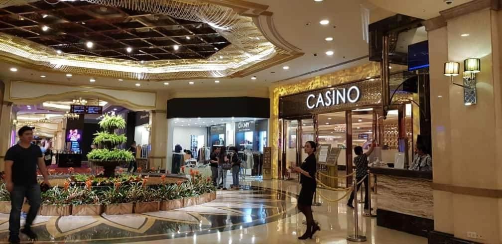 Cozyvilla At 81 Newport Blvd Walk To Naia T3 Marriott & Resorts World Casino & Newport Mall For 5 Pax Free Parking!!!! Пасай Екстер'єр фото