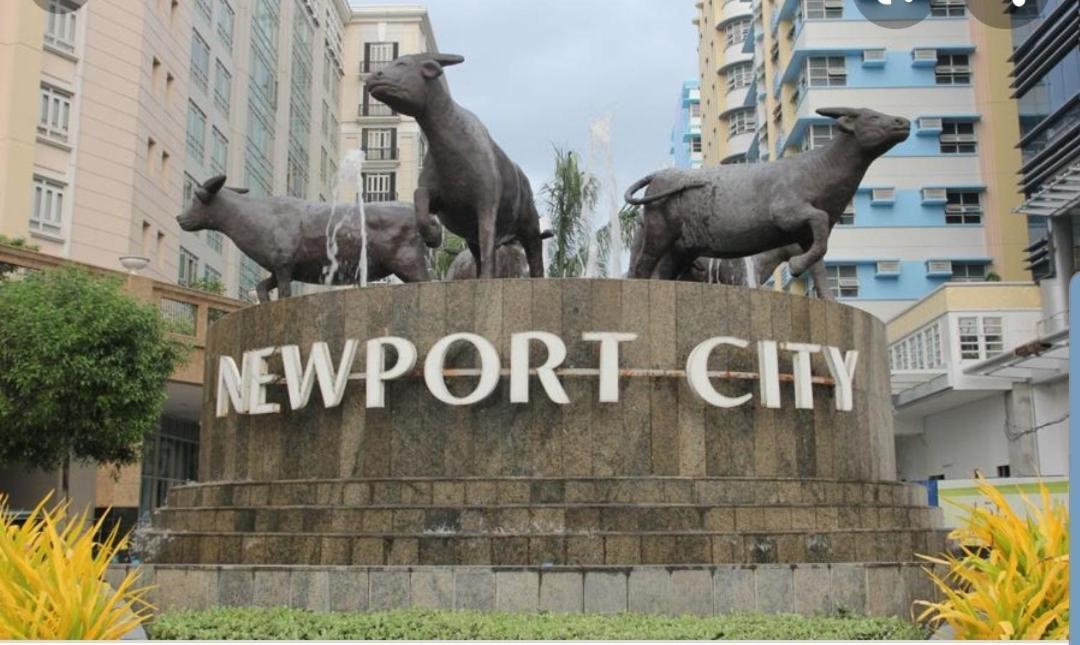 Cozyvilla At 81 Newport Blvd Walk To Naia T3 Marriott & Resorts World Casino & Newport Mall For 5 Pax Free Parking!!!! Пасай Екстер'єр фото