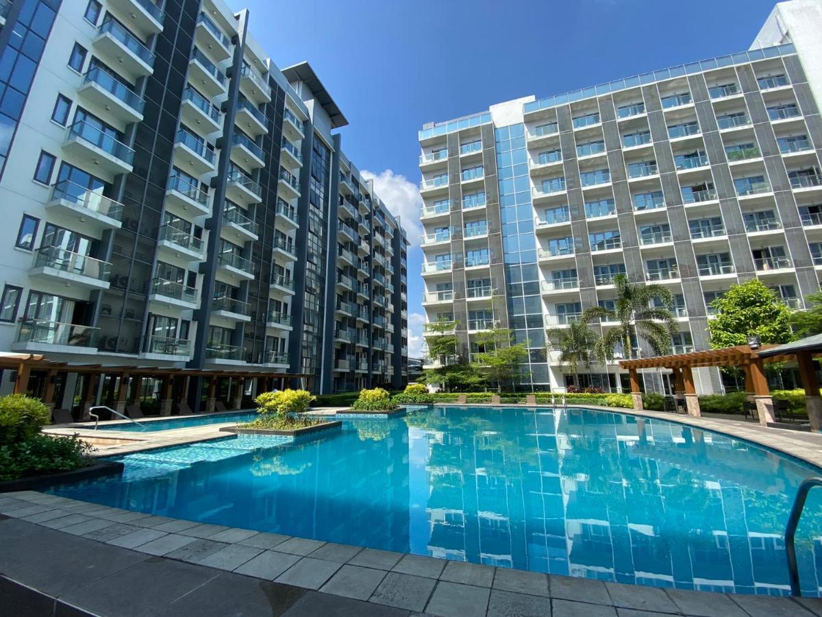 Cozyvilla At 81 Newport Blvd Walk To Naia T3 Marriott & Resorts World Casino & Newport Mall For 5 Pax Free Parking!!!! Пасай Екстер'єр фото